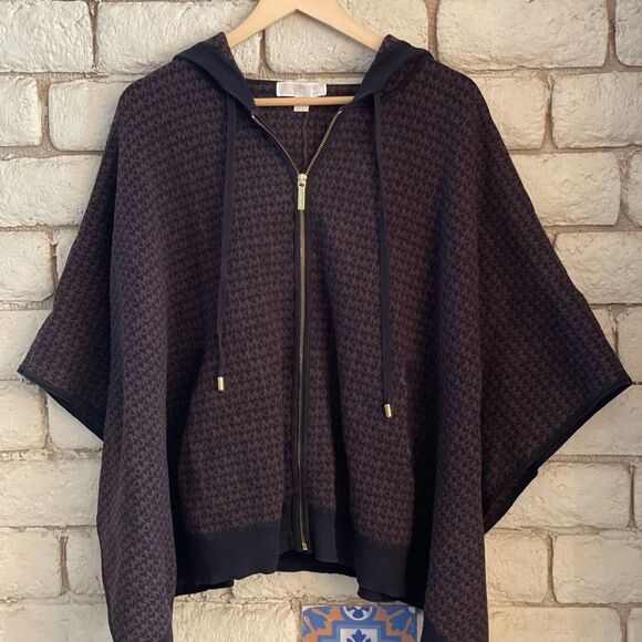 Michael Kors Stylish Broen Hooded Poncho - Picture 1 of 8